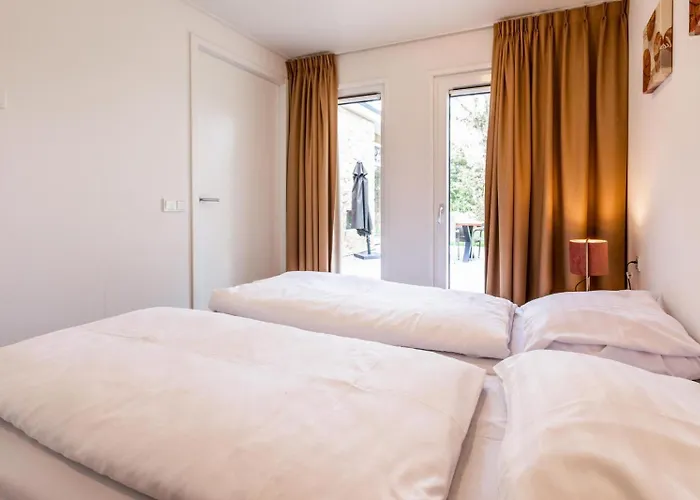 Ravenbosch - Garden Shed * 베멜렌